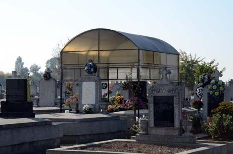 La (b)loc cu verdeaţă! Regulament împotriva debandandei din Cimitirul Municipal